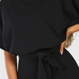 Evie Mono Chic de Silueta Fluida - Elegancia y Estilo Perfecto para Cualquier ocasión