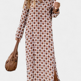 Vestido Largo Geométrico Brisa con Abertura y Escote en V - Elegancia y Estilo Sin Esfuerzo