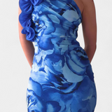 Maëlle Elegante Vestido Midi con Encantador Detalle Floral de un Hombro