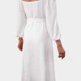 Vestido de Hombros Descubiertos Leonor con Detalles de Botones y Lazo Frontal para un Estilo Elegante
