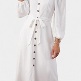 Vestido de Hombros Descubiertos Leonor con Detalles de Botones y Lazo Frontal para un Estilo Elegante