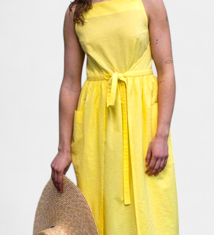 Vestido Largo Sin Tirantes con Cordones Laterales Ajustables para un Look Elegante y Estilizado