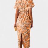 Triana Vestido Moderno con Estampado Abstracto y Elegante Escote en V