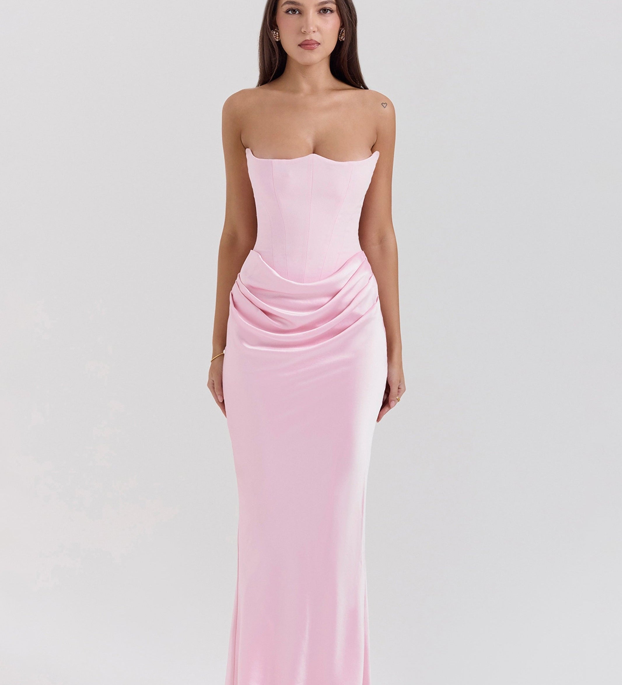 Elegante Vestido Maxi Drapado Sin Tirantes de Emily para un Look Sofisticado