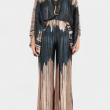 Set de Dos Piezas con Hombros a Descubrir y Pantalones Amplios con Estampado Elegante