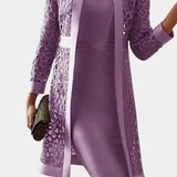 Elegante Conjunto de Vestido de Dos Piezas con Encaje Diseño Moderno y Sofisticado