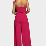 Vestido Prescillia Mono con Tirantes de Espagueti y Pernera con Abertura Elegante y Sofisticado