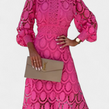 Elegante Vestido Midi de Encaje Lucinda con Mangas Farol y Cuello Alto para un look sofisticado