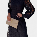 Elegante Vestido Midi de Encaje Lucinda con Mangas Farol y Cuello Alto para un look sofisticado