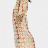 Elegante vestido maxi Shanice con moderno estampado geométrico