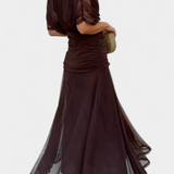 Vestido Largo Alondra con Encantador Estampado Floral y Elegante Escote en V