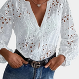 Blusa Alba elegante con Detalles de Ojal para un Estilo Sofisticado