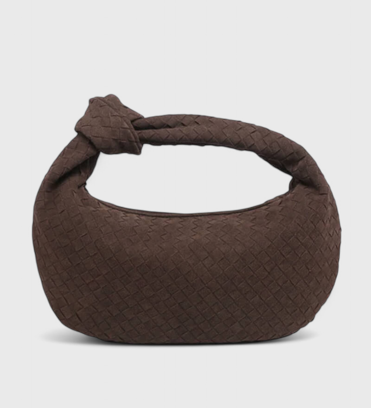 Bolso Mediano Lila de Ratán con Elegante Detalle de Nudo