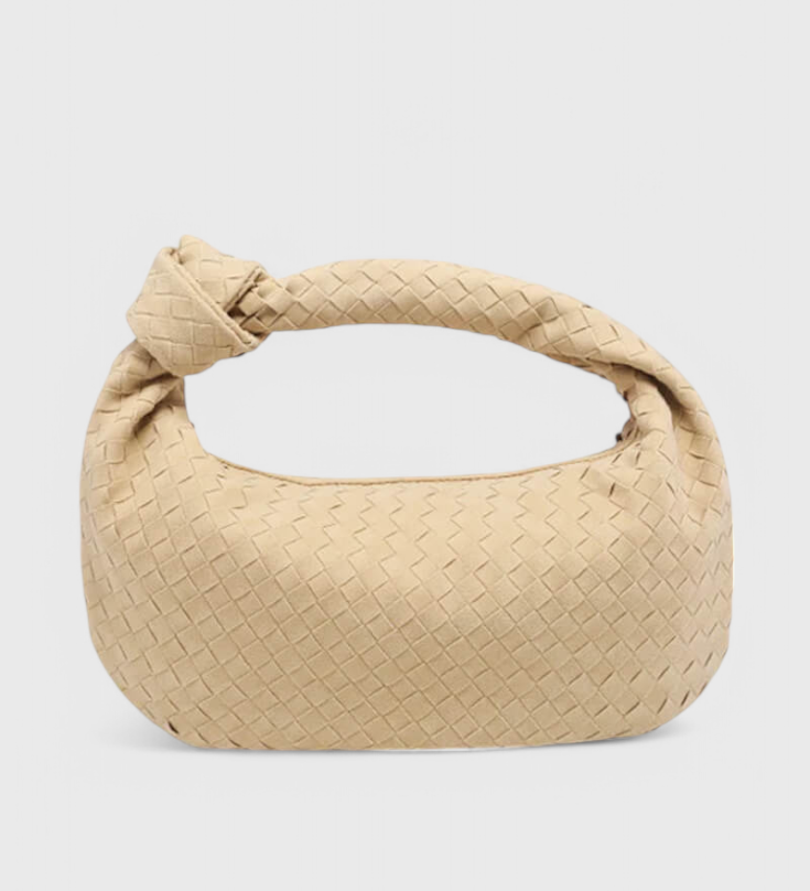 Bolso Mediano Lila de Ratán con Elegante Detalle de Nudo