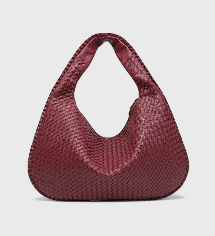 Bolso de Hombro Tilly de Tejido: Estilo y Comodidad en un Diseño Único