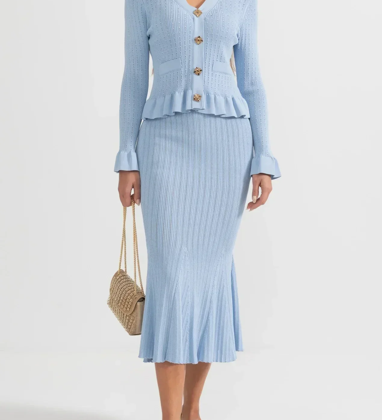 Elegante Conjunto de Vestido Midi de Punto Refinado con Top de Botones