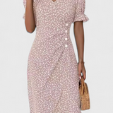 Joana Vestido Midi Floral con Encanto en Escote en V y Mangas Cortas para un Look Elegante y Cómodo