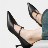 Zulema Tacones T-Bar Elegantes con Acabado Liso para un Estilo Sofisticado