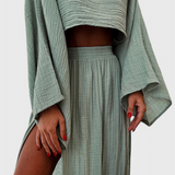 Conjunto de dos piezas Martha con falda de abertura alta para un estilo elegante y moderno