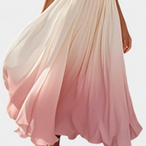 Elegante vestido maxi halter plisado Starla con detalles de perlas perfectos para ocasiones especiales