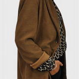 Jemima Elegante Blusa de Botones con Estampado Geométrico para un Look Moderno