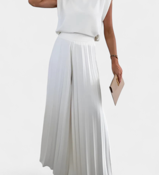 Liora Elegante Conjunto de Dos Piezas con Top Estructurado y Pantalón Plisado para un look sofisticado