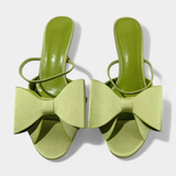 Elegantes Tacones Puntiagudos de Cuero Sintético para un Estilo Sofisticado