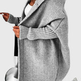 Lovisa Cárdigan Oversized de Punto con Capucha para un look cómodo y moderno