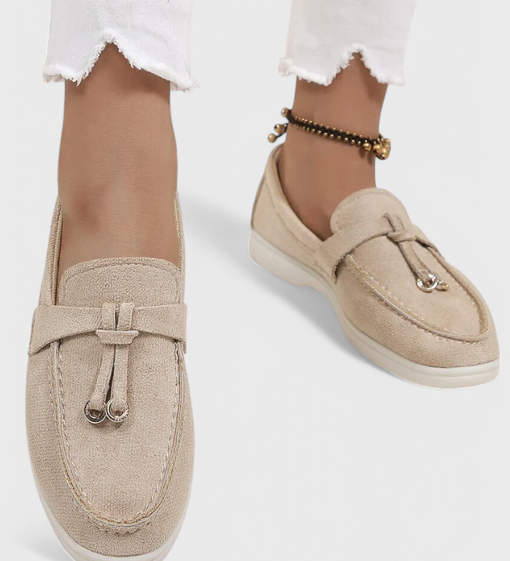 Elegantes Mocasines Coralie con Acabado en Suede para un Estilo Sofisticado