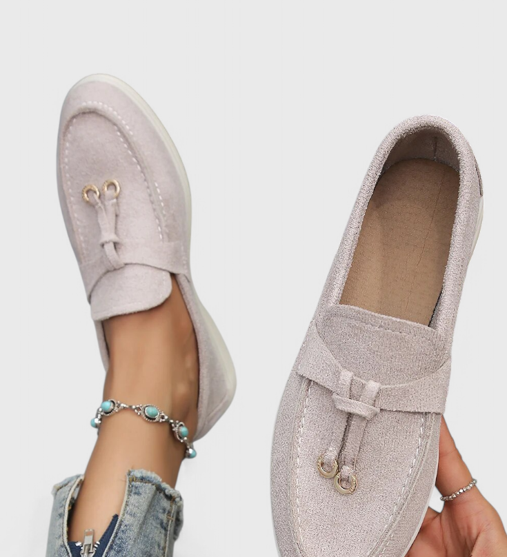 Elegantes Mocasines Coralie con Acabado en Suede para un Estilo Sofisticado