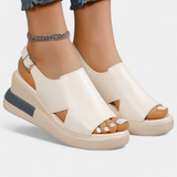 Sandalias de Plataforma Brunilda con Puntera Abierta y Material Sintético para un Estilo Confortable y Moderno
