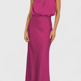 Vestido elegante Rina con cuello halter y detalles drapeados para ocasiones especiales