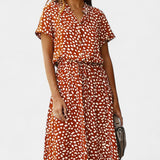 Rovena Vestido Midi de Lunares con Cuello Camisero y Cintura Ajustable - Elegancia y Comodidad para Cualquier Ocasión