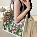 Bolsa de Yute con Estampado Floral y Diseño Ecológico - Perfecta para un Estilo Natural y Responsable