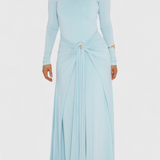 Vestido Ajustado Plisado Fátima con Elegantes Detalles Metálicos