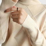 Jersey de Cachemira con Cuello Alto de Jazmín - Elegancia y Confort Disponible