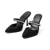 Elegantes sandalias de tacón alto con punta afilada y detalles en strass