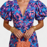 Wibia Vestido Estampado con Detalle de Fruncido Central y Mangas Volumen para un Look Elegante y Confortable