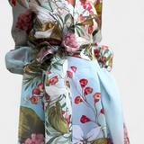 Conjunto Elegante Sanne con Estampado de Camisa y Pantalón Fluido para un Look Sofisticado