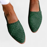 Sandalias Isadora Mules con Trenzado Elegante Punta Fina y Correa Slingback