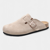 Aubree Zuecos Unisex de Gamuza con Hebilla Ajustable - Comodidad y Estilo en Cada Paso