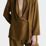 Elegante conjunto de blazer con solapa y pantalones a juego para un look sofisticado