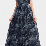 Elegante vestido largo de chifón con estampado floral y diseño aireado para un estilo sofisticado y cómodo