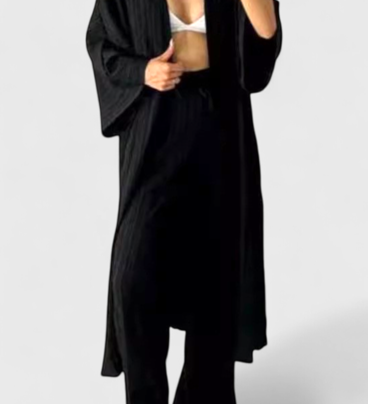 Caspian Conjunto de Dos Piezas con Kimono Largo para un Estilo Cómodo y Elegante
