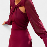 Julissa Vestido Midi Burdeos con Elegante Detalle Anudado y Encantadora Espalda Abierta