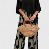 Conjunto Asimétrico Aleida con Top Moderno y Pantalón Estampado Elegante