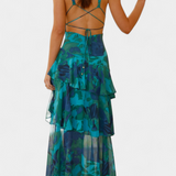 Domenica Elegante Vestido de Gasa con Escote en V y Capas Fluidas para un Look Sofisticado