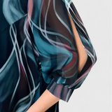 Almira Vestido de Gasa con Estampado Ocean Whirl y Corte Elegante y Fluido