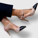 Elegantes Tacones de Aguja Letitia con Punta Afilada y Correa en T en Moderna Combinación de Colores