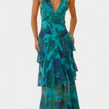 Domenica Elegante Vestido de Gasa con Escote en V y Capas Fluidas para un Look Sofisticado